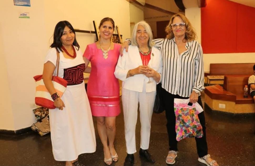 DIRECTORAS. Olga Sulca, Zulma Segura, Josefina Racedo, Isabel Requejo.
