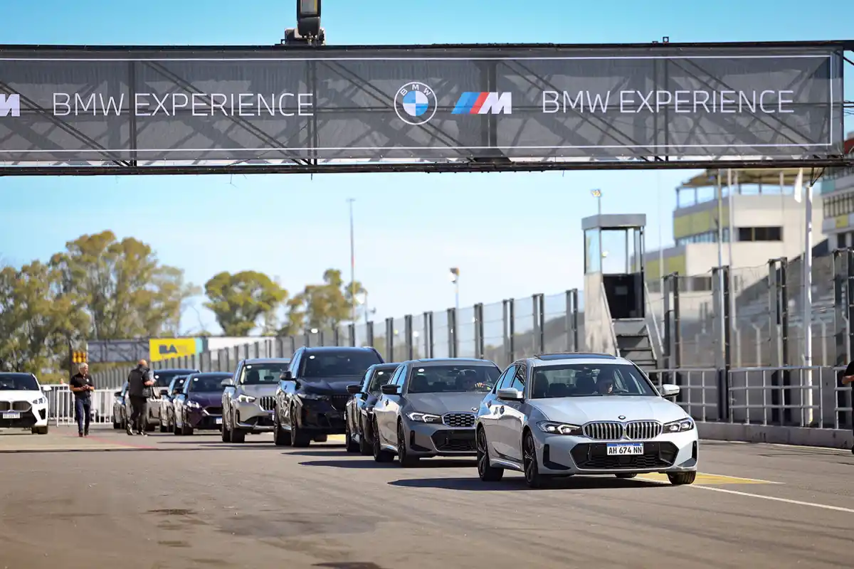 Con la presencia de 50 vehículos y más de 500 participantes, BMW Group Argentina celebró su exitoso BMW Experience en el Autódromo