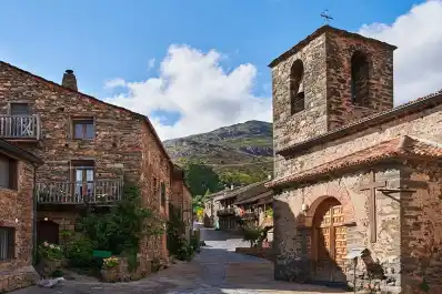 Se buscan vecinos para la España vaciada: alquiler barato, ayudas para comprar vivienda y opción de teletrabajo