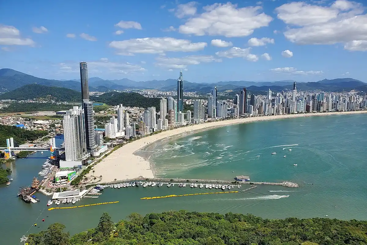 Brasil en enero 2026: cuánto cuestan unas vacaciones familiares para cuatro personas