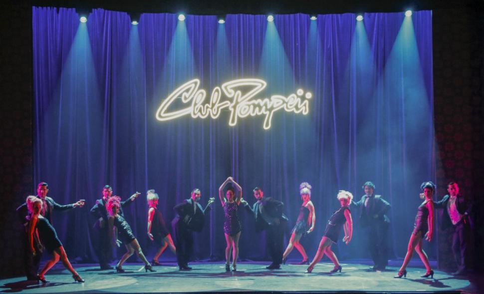 UN CREADOR DE PRESTIGIO. Todo el estilo de Bob Fosse se luce en el número “Club Pompeii”.