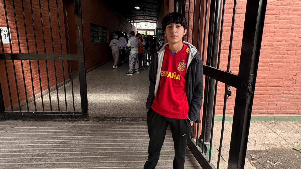 CON CONFIANZA. Dylan ejerció su deber cívico y ya está pensando en cómo será conocer más de la política. / LA GACETA