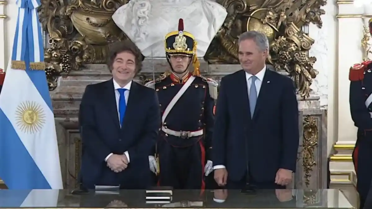 Javier Milei le tomó juramento a Pablo Quirno como nuevo canciller, tras la salida de Gerardo Werthein