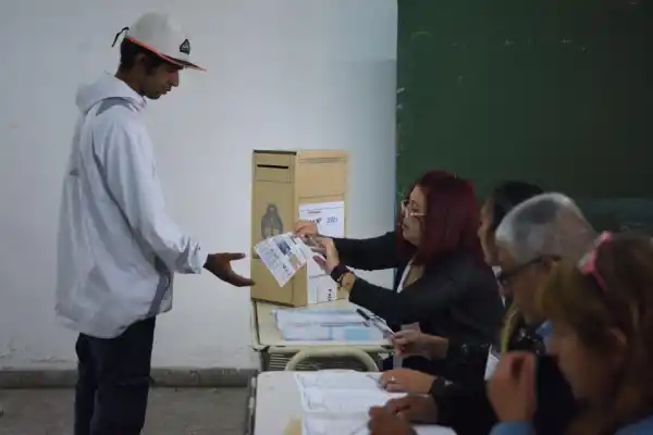 La Boleta Única de Papel, una experiencia que interpela al sistema electoral de Tucumán