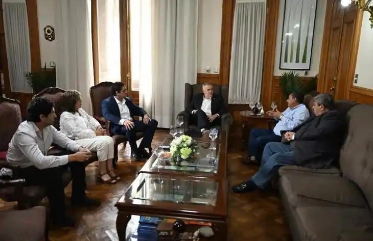 MITIN. Romano, intendente electo de Alberdi, se reunió con el gobernador, Osvaldo Jaldo para definir el traspaso. 