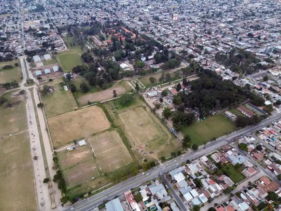 HISTORIA. El predio que hoy se conoce como Campo Norte iba a llamarse Parque Roca, y era más grande.