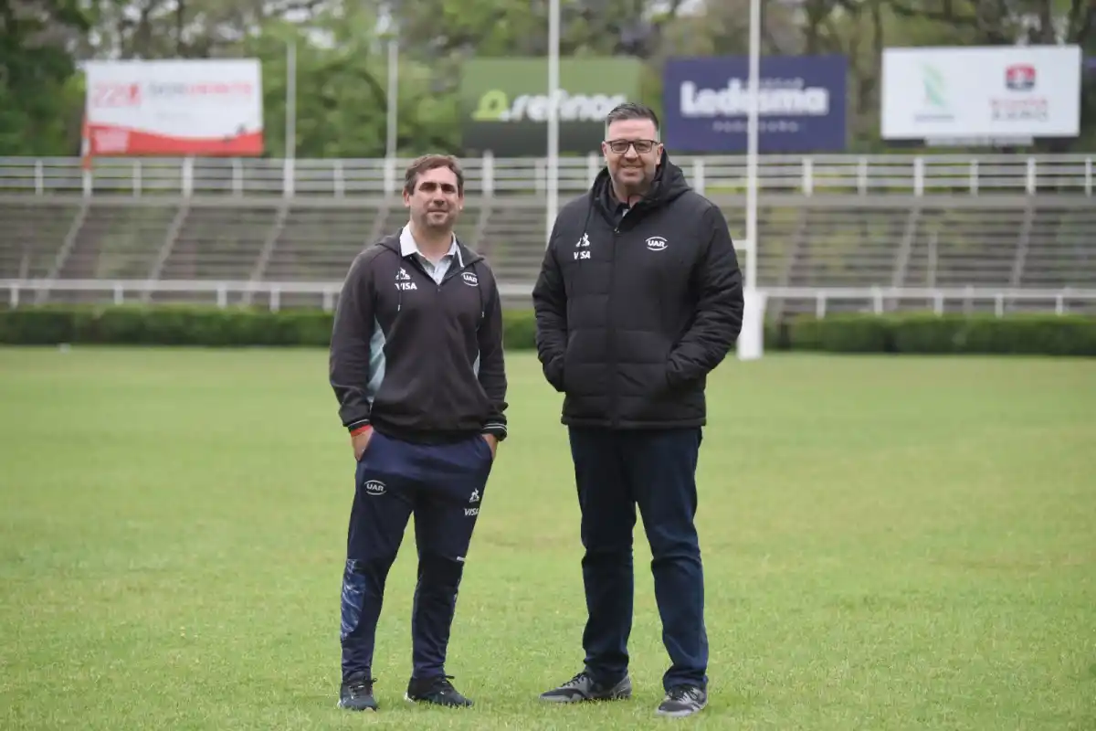 Juan Galarraga y Brad Harrington presenciaron el entrenamiento de la Academia URT en Lawn Tennis.