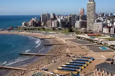 Vacaciones de enero en Mar del Plata: cuánto necesita una familia para pasajes y hospedaje