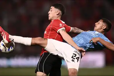 Atlético Tucumán mostró viejas falencias ante Independiente y perdió terreno en su pelea por los playoffs