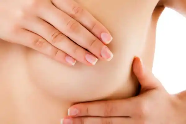 Cáncer de mama: detectan un caso por día en los controles