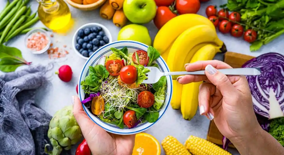 Se deben consumir más frutas y verduras