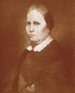 VALIENTE Y DECIDIDA. Fortunata García de García, una mujer distinta.