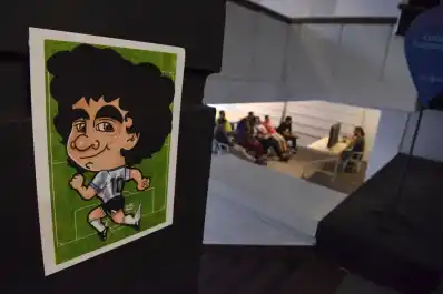 Las mil caras de Diego Maradona, en una muestra
