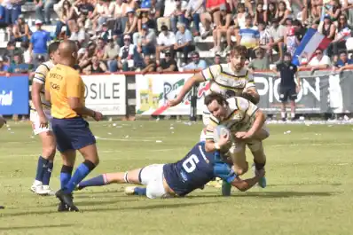 Máximo Ledesma le ganó el duelo a Nicolás Sánchez y llevó a Natación y Gimnasia a la final del NOA