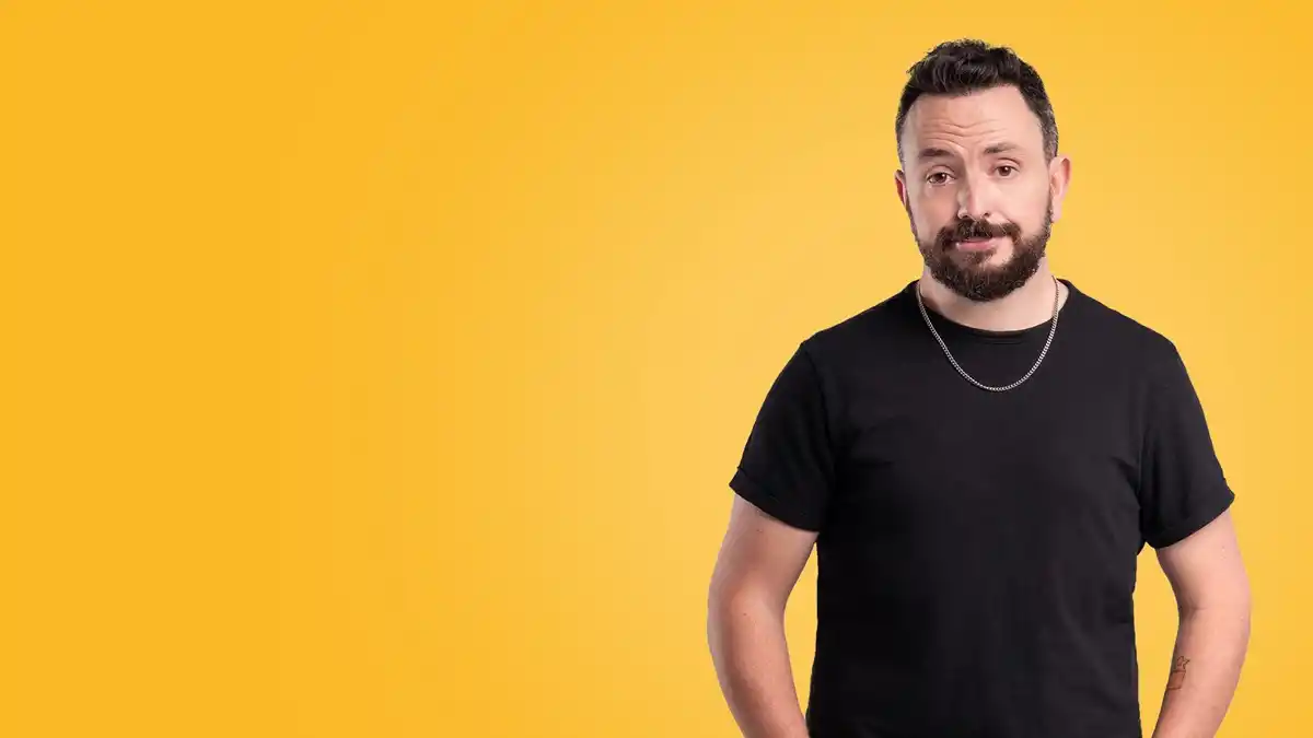 Pablo Molinari llega con Demasiado a Tucumán: humor y sobrepensamiento en el Teatro Puerto Libertad