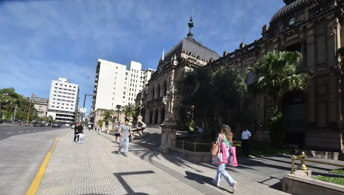 DESPEJADO. Se espera para hoy una jornada soleada y calurosa en Tucumán. 