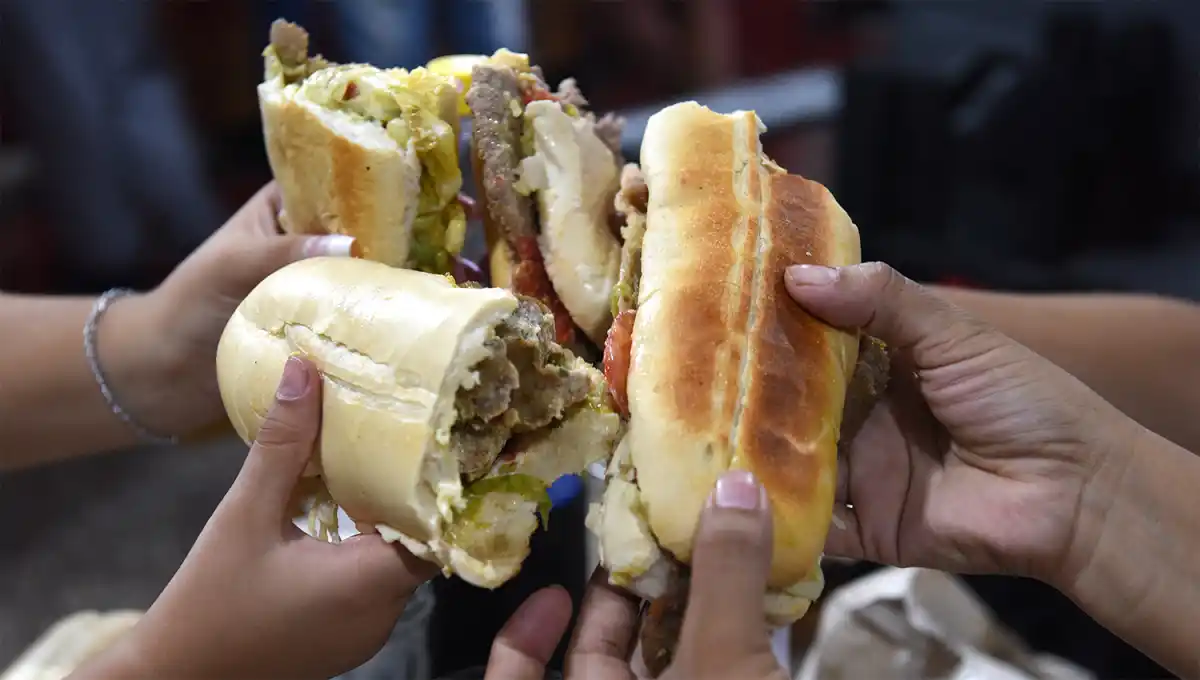 TRADICIÓN FOR EXPORT. El sánguche de milanesa es uno de los emblemas tucumanos, que poco a poco se abre fronteras.