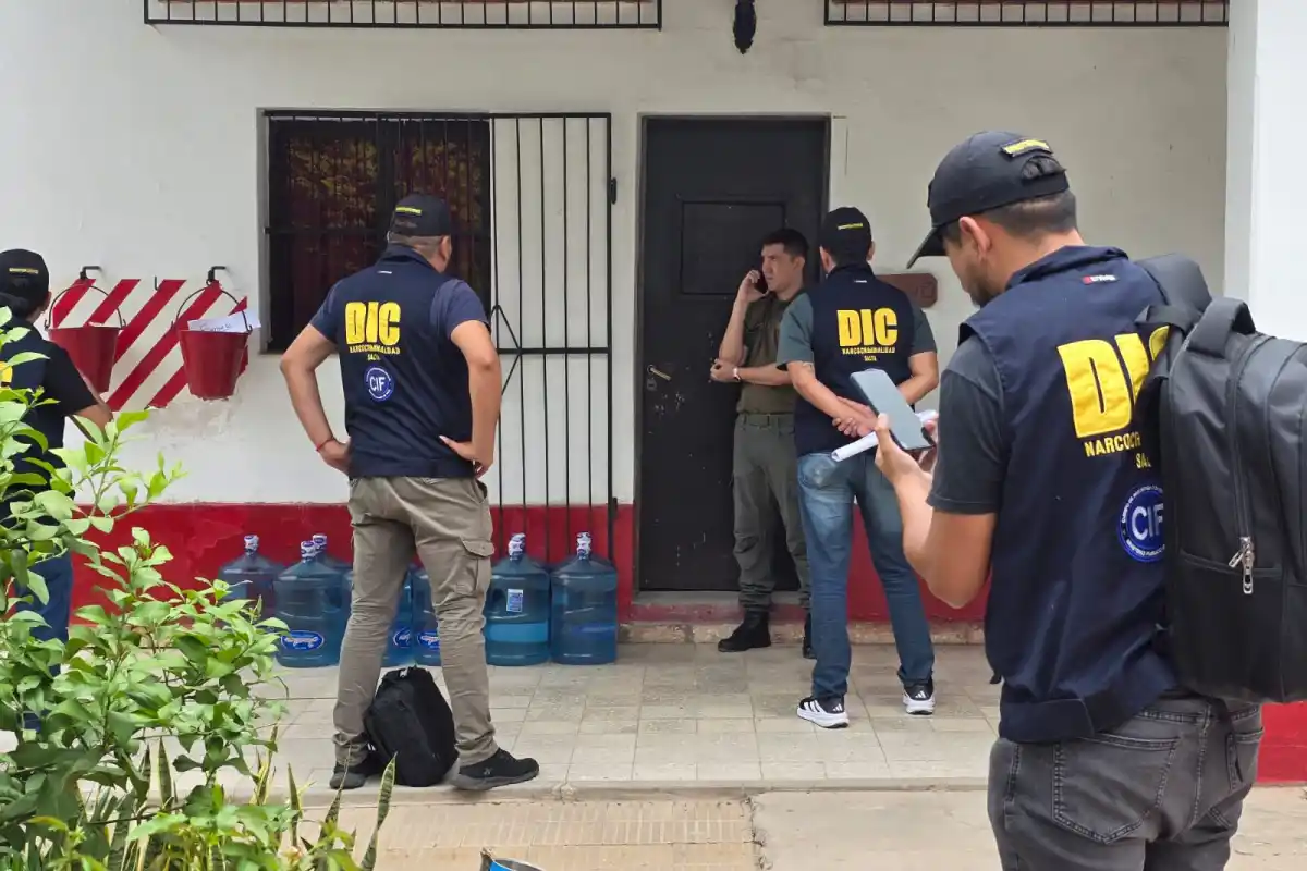 Allanaron el Escuadrón 52 de Tartagal de Gendarmería Nacional y la casa de un comandante