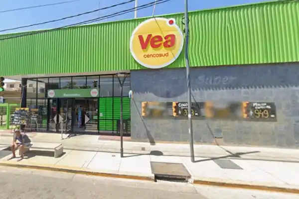 Cierran una sucursal clave del supermercado VEA en Mendoza