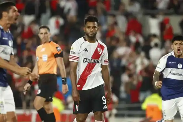 “Queda mucha historia por contar”: el contundente descargo de Miguel Borja tras errar el penal en River