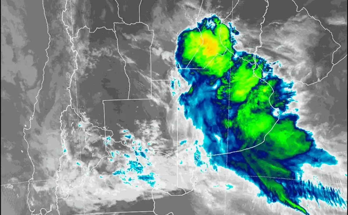 Alerta amarilla en cuatro provincias por tormentas fuertes con lluvias intensas