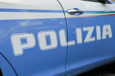 Horror en Italia: investigan a tres menores por el secuestro de un joven con discapacidad al que torturaron la noche de Halloween