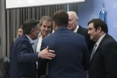 Presupuesto 2026: el Gobierno logró dictamen de la mayoría pero siguen las negociaciones