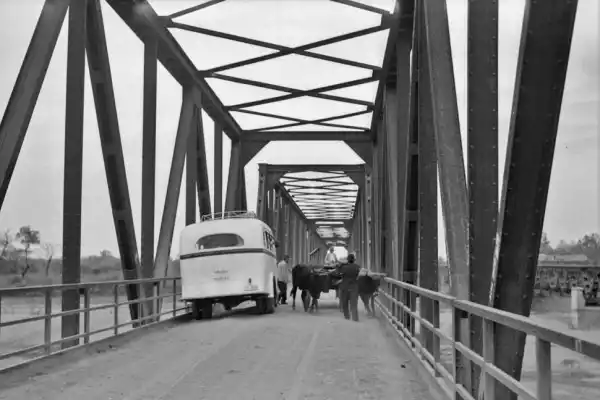 Recuerdos fotográficos: Hacia 1937. Cruce de modernidad y campo en Lules