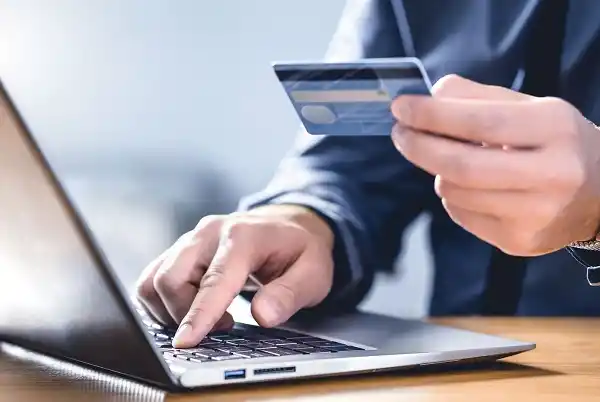 Tiempo de crisis, ganancia de estafadores