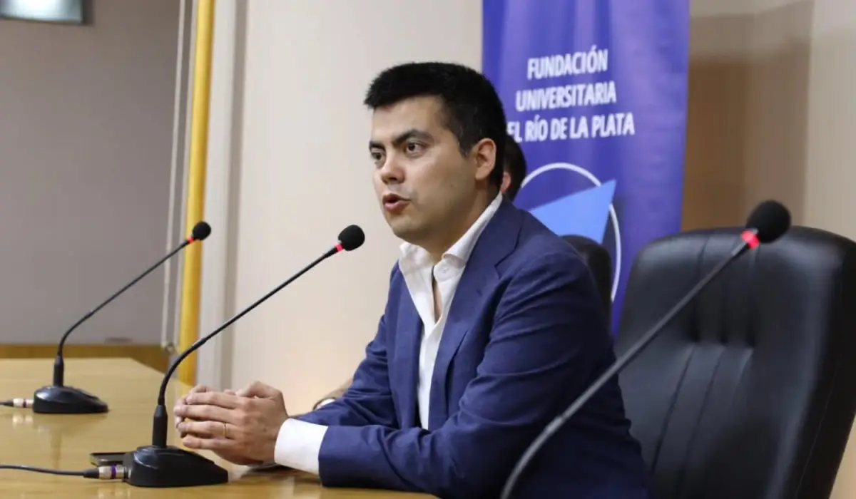 Argañaraz pedirá una multa millonaria a las líneas de colectivo que paralizaron el servicio en la capital