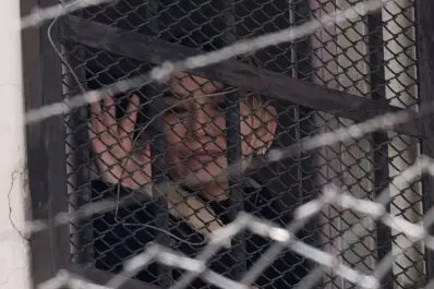 El giro político en Bolivia beneficia a la ex presidenta Jeanine Áñez