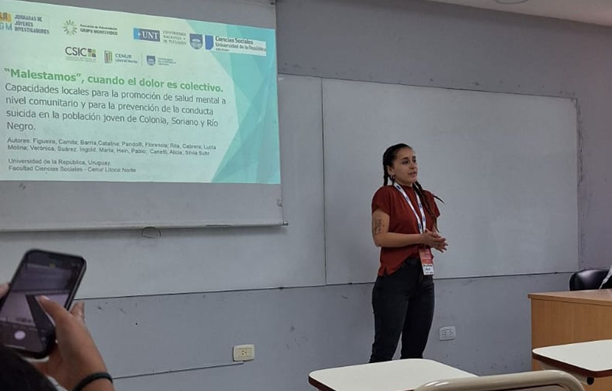 UN PROYECTO PARA SALVAR. La investigadora de ciencias sociales estudia cómo prevenir el suicidio juvenil desde la cercanía y el territorio. / LA GACETA