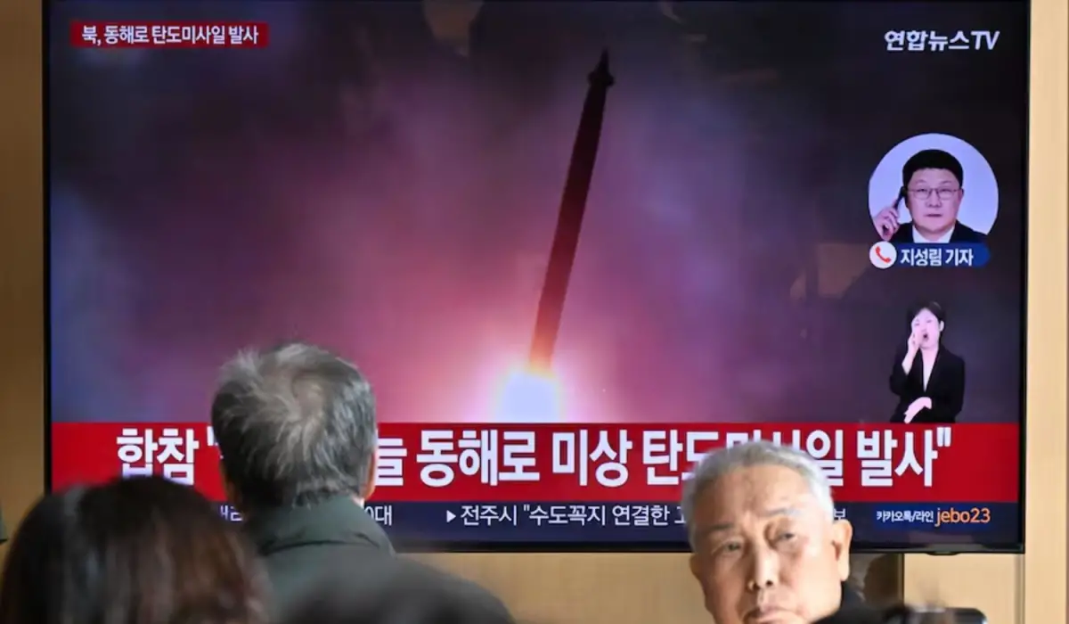 Corea del Norte lanzó un nuevo misil balístico hacia el mar de Japón.