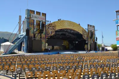 El Pre Cosquín se vivirá en Tucumán: convocatoria a artistas folklóricos que quieran participar del festival cordobés