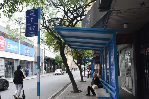 Paro de colectivos en la capital: se retomó la negociación y hay expectativa por un posible acuerdo