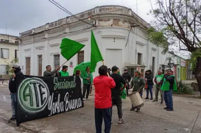 Empleados municipales de Tafí Viejo anunciaron paro y movilización por tiempo indefinido