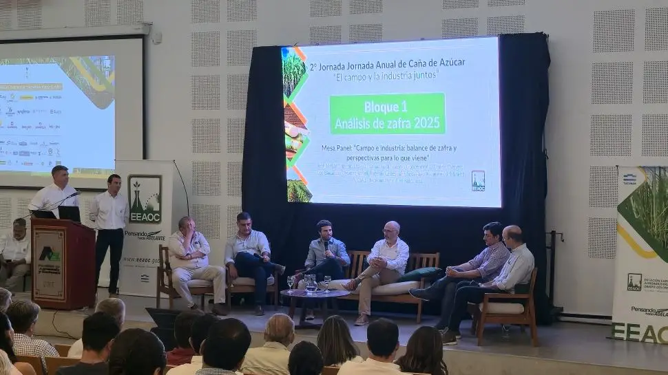 ENCUENTRO. Con la participación de unos 300 asistentes, la Eeaoc realizó su jornada en la Facultad de Agronomía, Zootecnia y Veterinaria de la UNT.