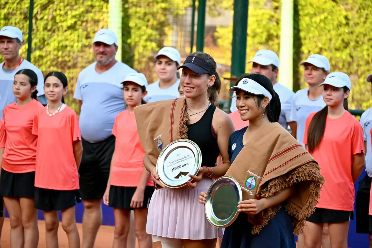 Anastasia Zolotareva y Lian Tran ganaron la final de dobles del WTA 125 de Tucumán.