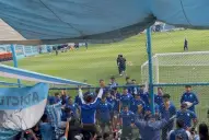 “La Inimitable” y un banderazo en apoyo al plantel de Atlético Tucumán, antes de un duelo crucial