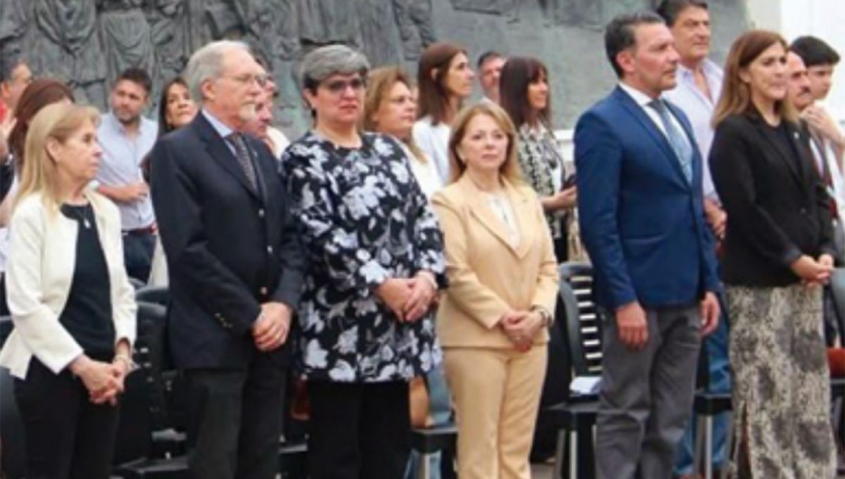 Directivos del Colegio del Sagrado Corazón, en el acto en Casa Histórica durante el homenaje a ex docentes.