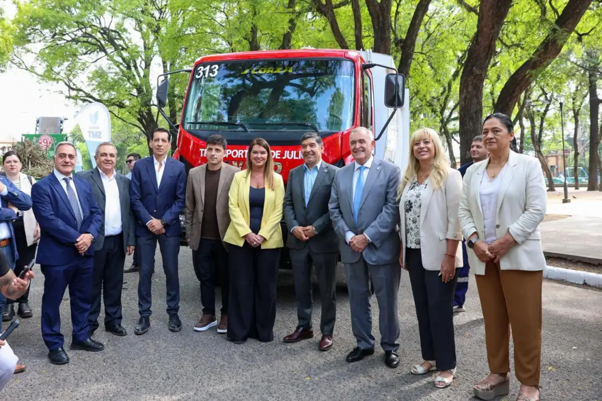 Suman máquinas de última generación para optimizar la recolección de residuos en la Capital