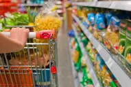 ¿Cuánto necesitaron los tucumanos para llenar un carro en el súper durante octubre?