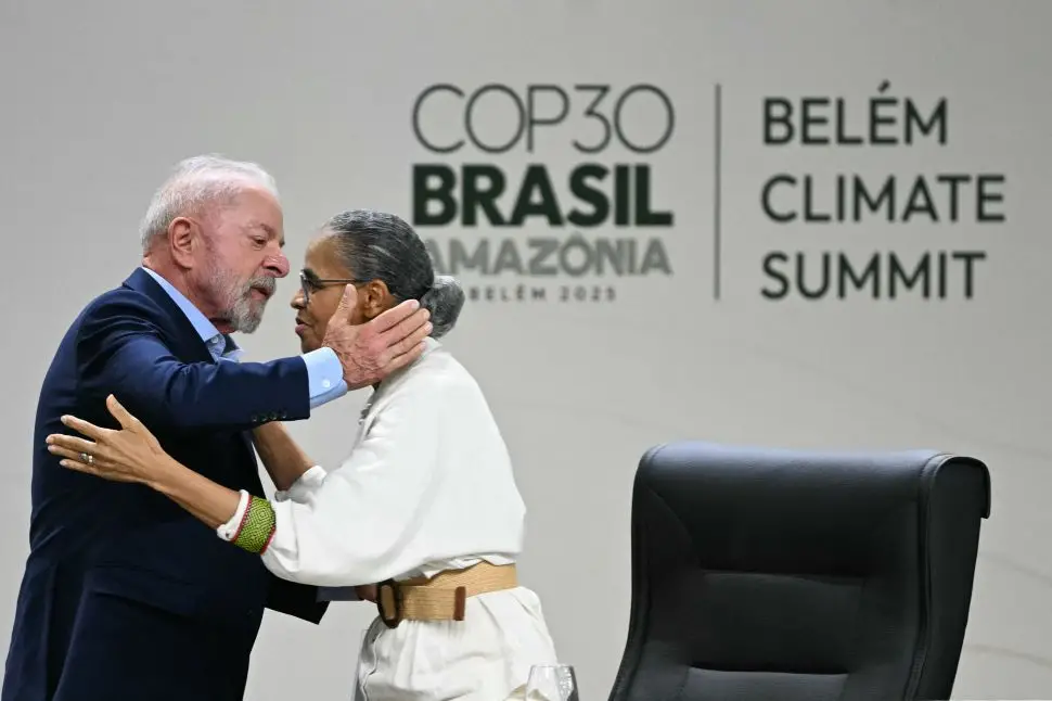 CONTRAPUNTOS. Marina Silva, en la apertura de la COP30, habló de sus reparos a la explotación petrolífera en la Amazonia, que Lula defiende.  AFP