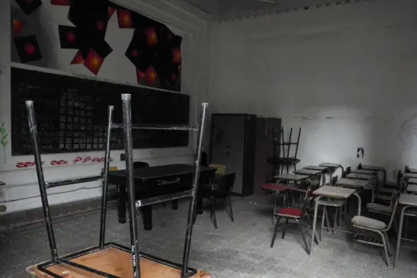 Los docentes y no docentes de la UNT inician mañana un paro por 72 horas