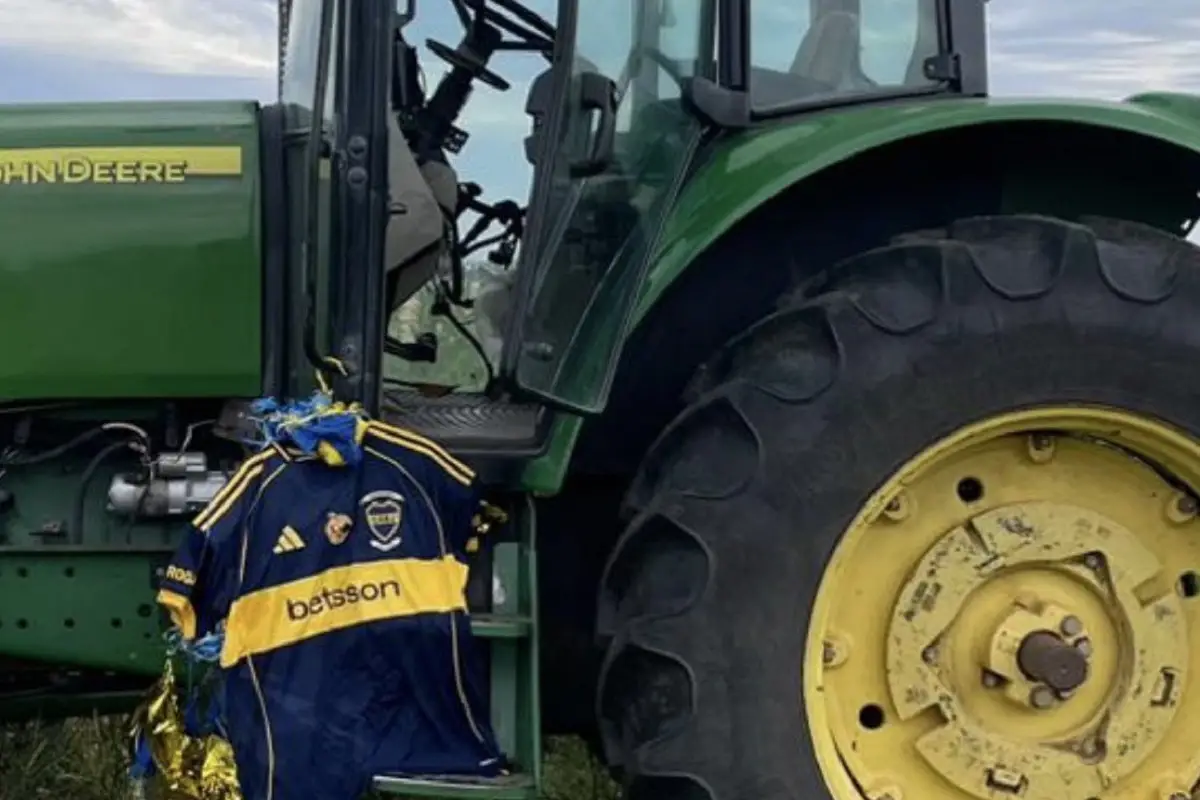 Quién es el uruguayo que encontró la camiseta que Boca lanzó al cielo en homenaje a Miguel Ángel Russo