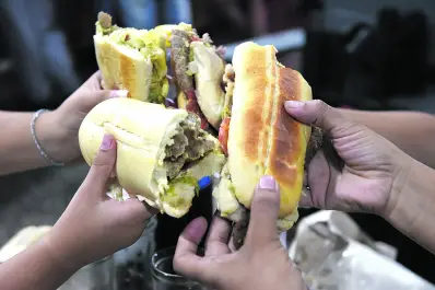 Patrimonio cultural y sabor: los secretos de la Fiesta de la Milanesa que arranca hoy en la Rural