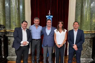 Martín Menem se reunió con referentes tucumanos de La Libertad Avanza