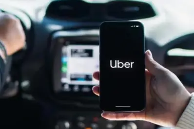 Los concejales capitalinos buscan regular Uber antes de fin de año