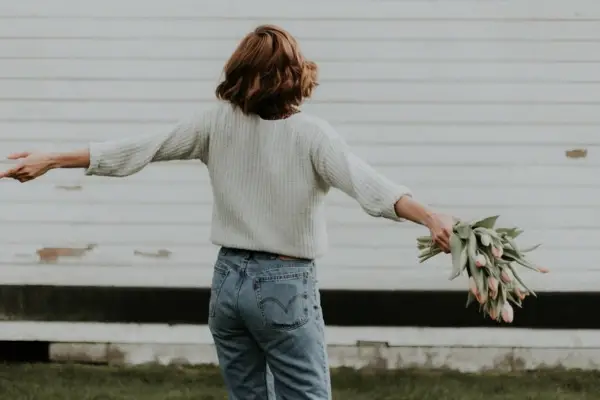 Cada vez más jóvenes eligen su soltería, según un estudio de The Economist