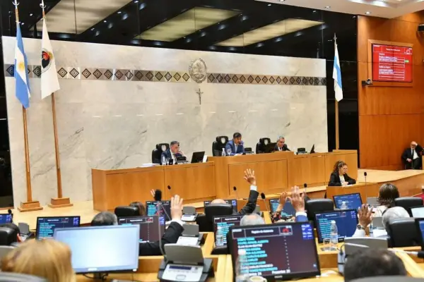 Se augura un debate con alto voltaje político en la Legislatura